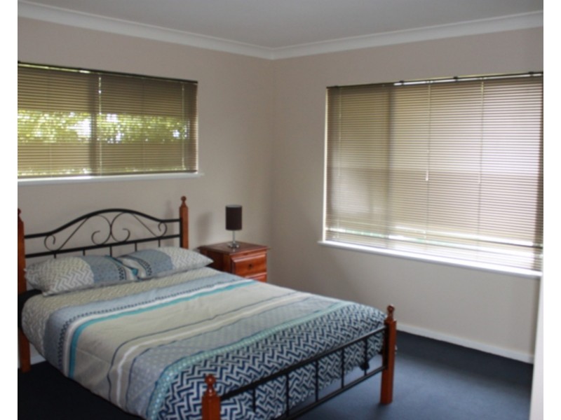 1/8 Midanga Avenue, Muswellbrook NSW 2333