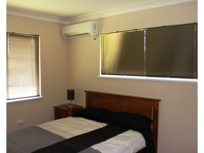 1/8 Midanga Avenue, Muswellbrook NSW 2333