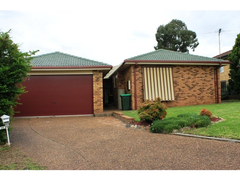 19 Peppermint Road, Muswellbrook NSW 2333