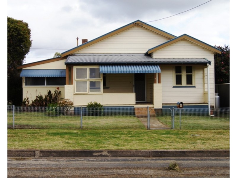 9 Fleming Street, Muswellbrook NSW 2333