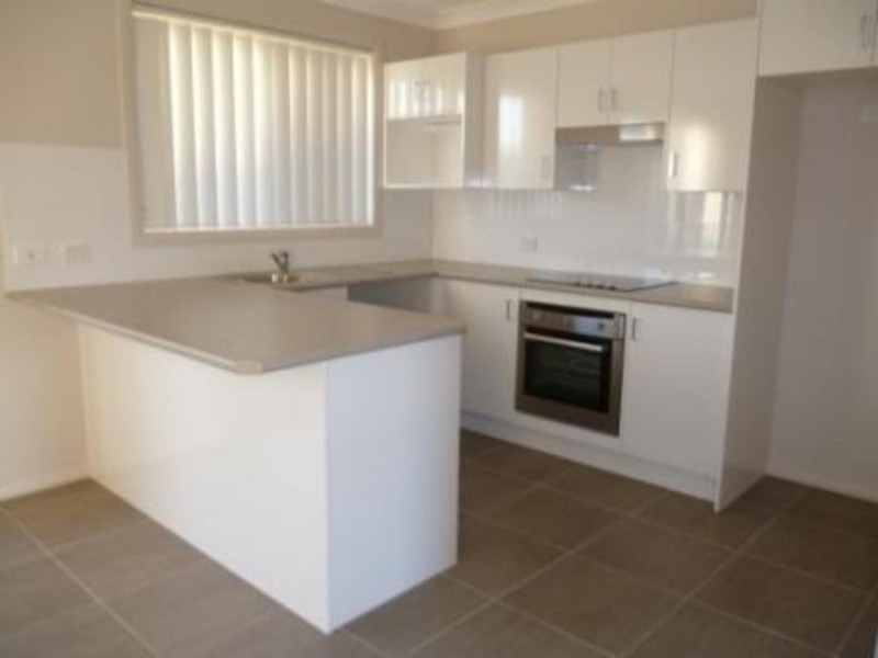 1/3 Alexander Close, Aberdeen NSW 2336