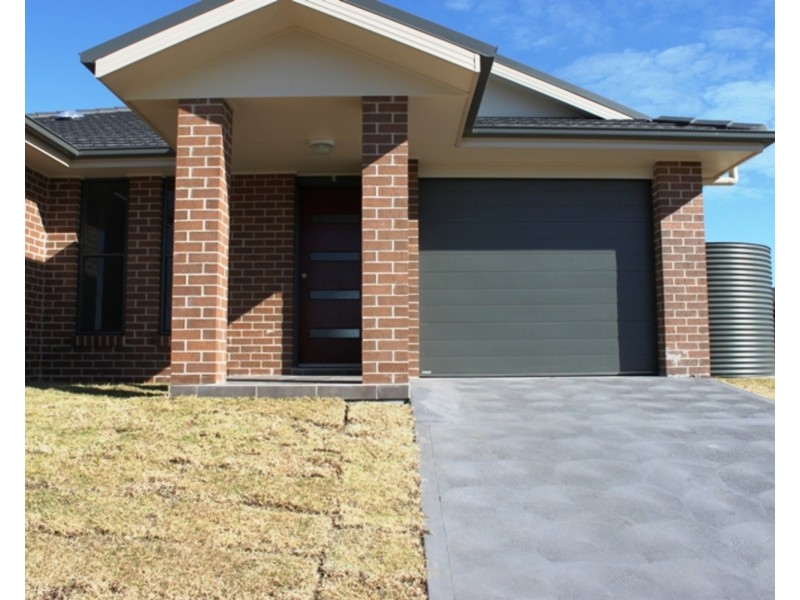 2/12 Tierney Street, Muswellbrook NSW 2333