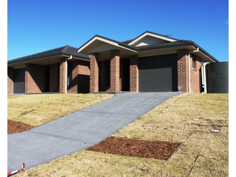 2/12 Tierney Street, Muswellbrook NSW 2333