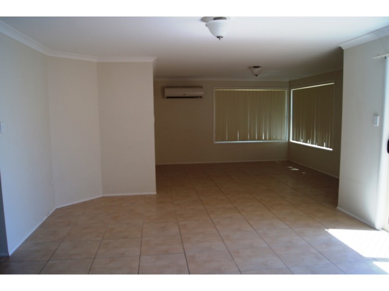 42 Claret Avenue, Muswellbrook NSW 2333