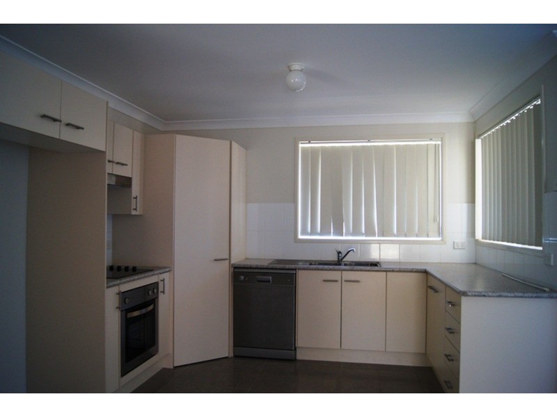14 Lou Fisher Place, Muswellbrook NSW 2333