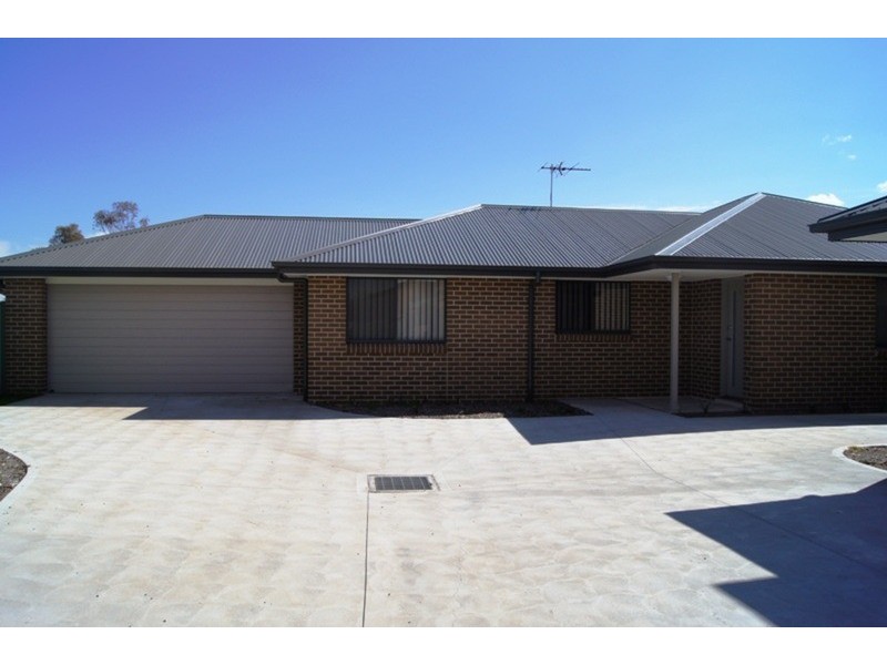 4/82 Palace Street, Denman NSW 2328