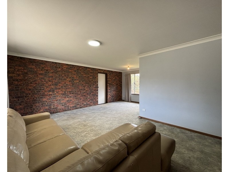 20 Claret Avenue, Muswellbrook NSW 2333