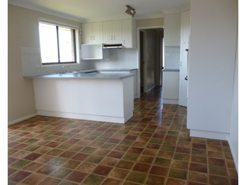 115 St Andrews Street, Aberdeen NSW 2336