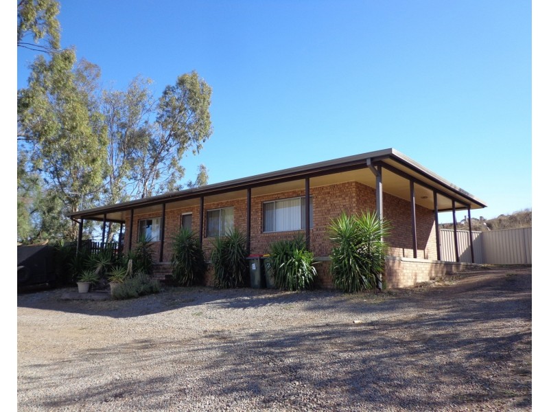 68 Macqueen Street, Aberdeen NSW 2336