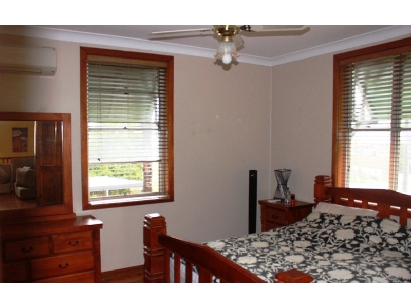 37 Carl Street, Muswellbrook NSW 2333