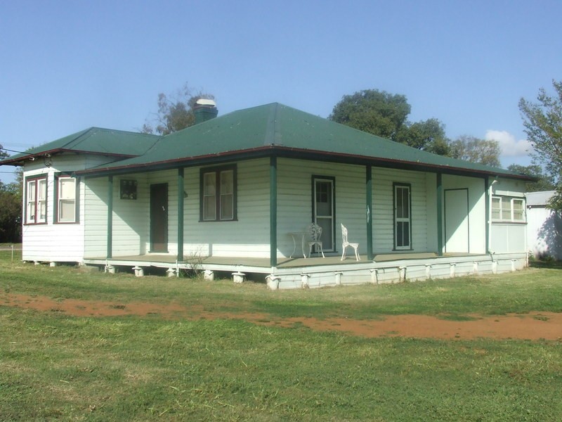 36 Perth Street, Aberdeen NSW 2336