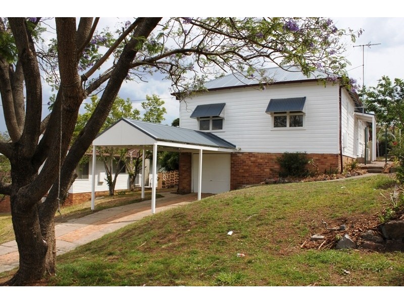35 Shaw Crescent, Muswellbrook NSW 2333