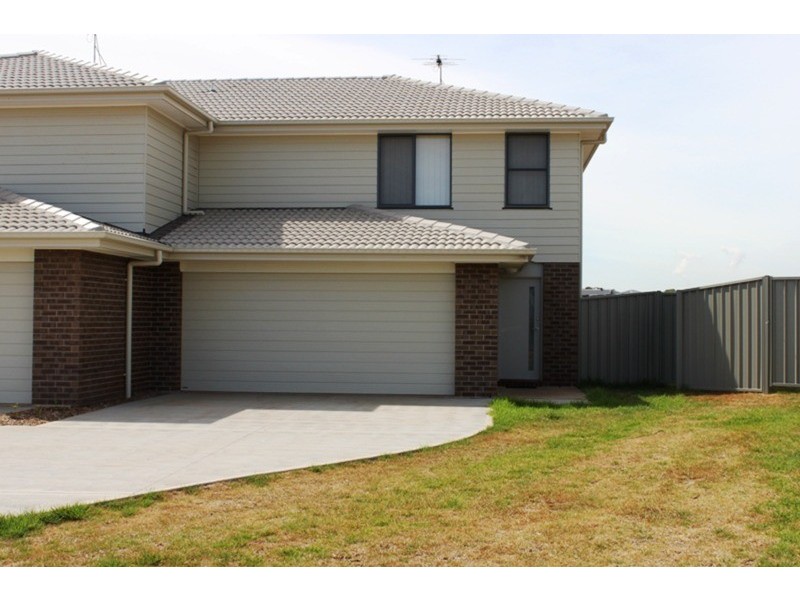 2/22 Fitzgerald Avenue, Muswellbrook NSW 2333