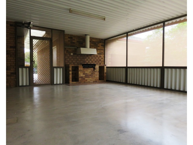 19 Peppermint Road, Muswellbrook NSW 2333