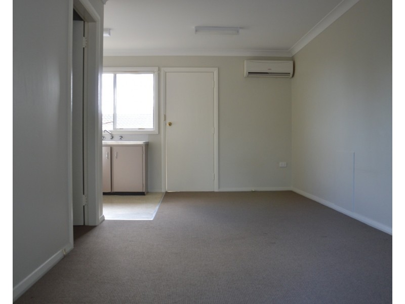 4/4 Campbell Street, Muswellbrook NSW 2333