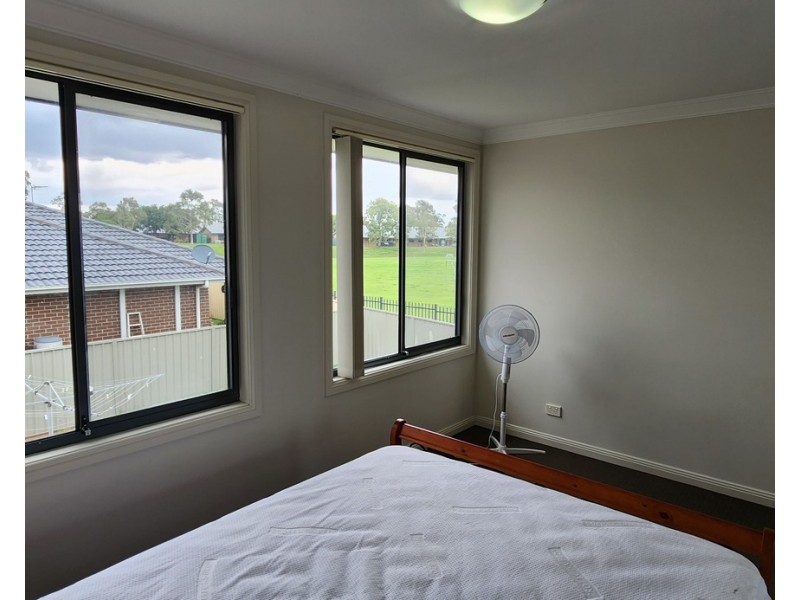 2/24 Fitzgerald Avenue, Muswellbrook NSW 2333