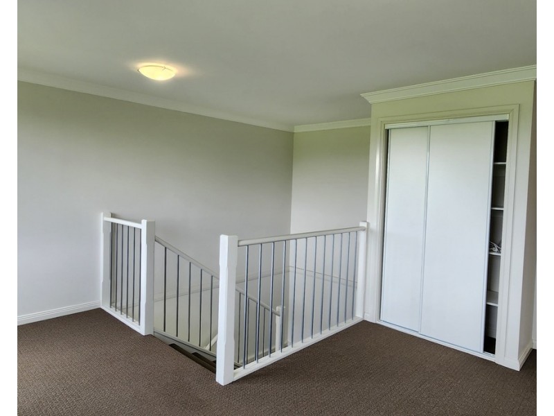 2/24 Fitzgerald Avenue, Muswellbrook NSW 2333