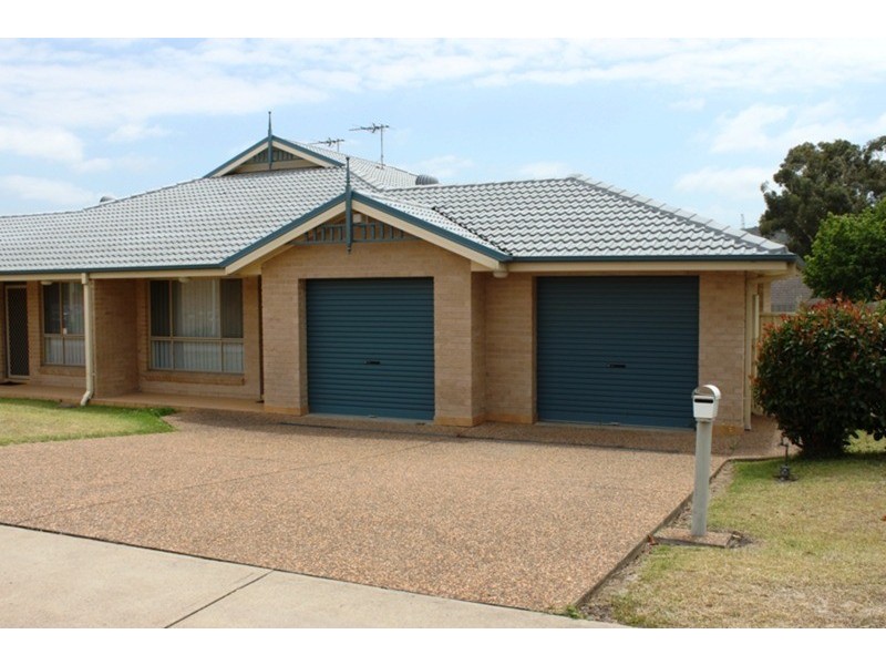 2/39B Rutherford  Road, Muswellbrook NSW 2333