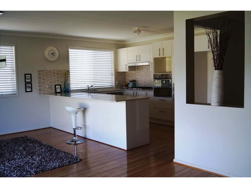 76 Abercairney Terrace, Aberdeen NSW 2336