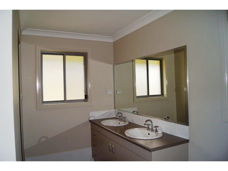 9 Dixon Circuit, Muswellbrook NSW 2333