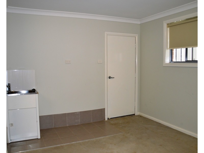 2/1A Ironbark Road, Muswellbrook NSW 2333