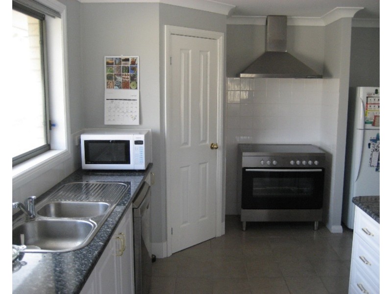 10 Alexander Close, Aberdeen NSW 2336