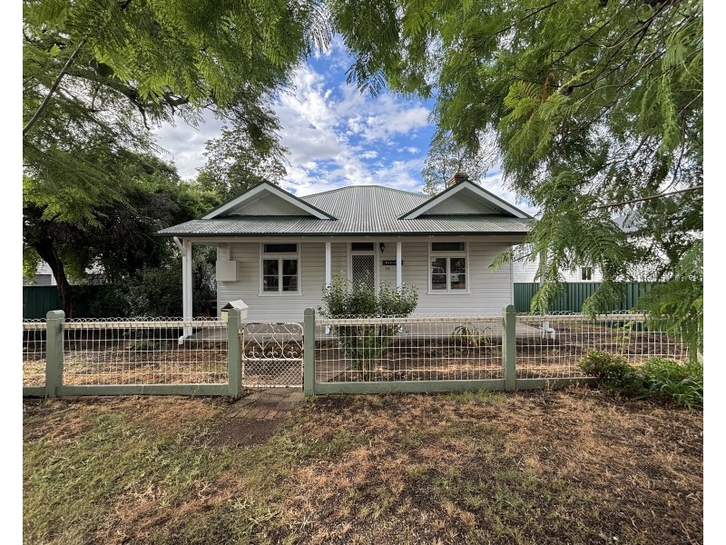 22 Turanville Avenue, Muswellbrook NSW 2333