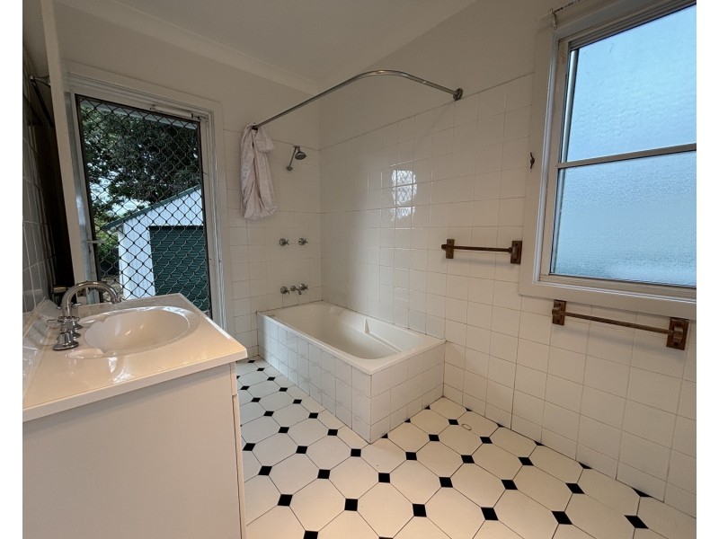 22 Turanville Avenue, Muswellbrook NSW 2333