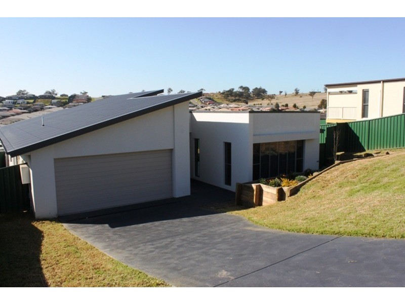 12 Jenkins Street, Muswellbrook NSW 2333