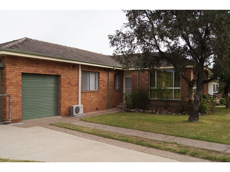 4 Ruth White Avenue, Muswellbrook NSW 2333