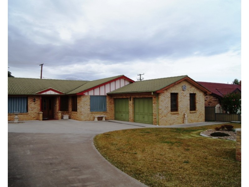 12 Shannon Close, Aberdeen NSW 2336