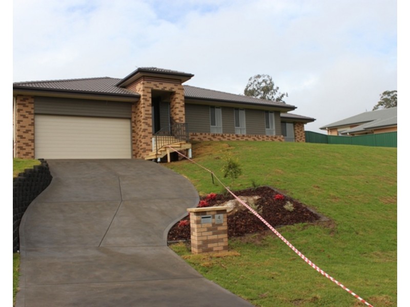 4 Chivers Circuit, Muswellbrook NSW 2333