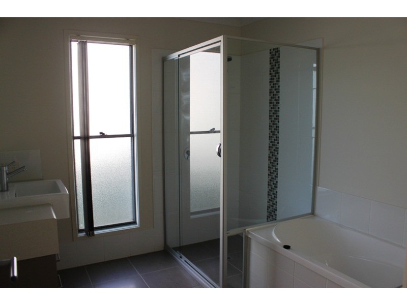16 John Howe Circuit, Muswellbrook NSW 2333
