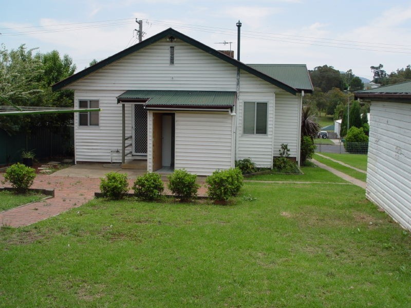 5 Sowerby Avenue, Muswellbrook NSW 2333