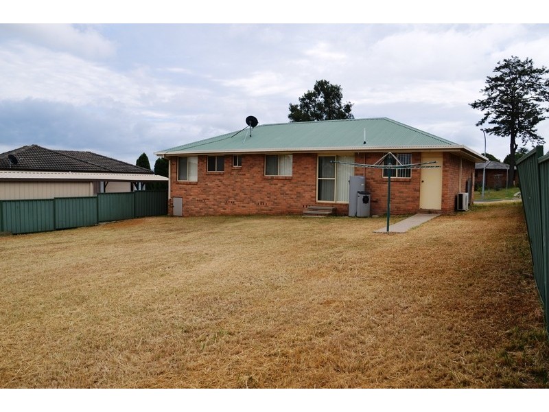 27 Wollombi Road, Muswellbrook NSW 2333