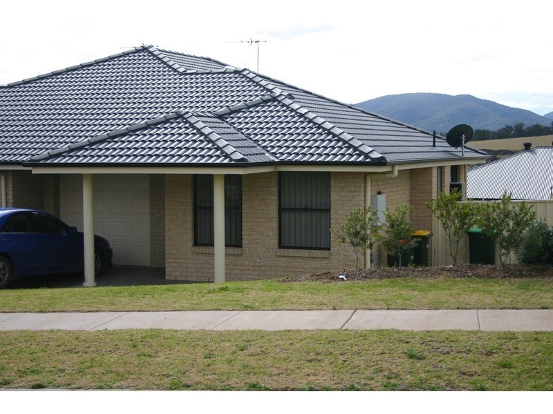 2/4 Northview Circuit, Muswellbrook NSW 2333