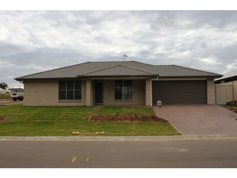 2 Tierney Street, Muswellbrook NSW 2333