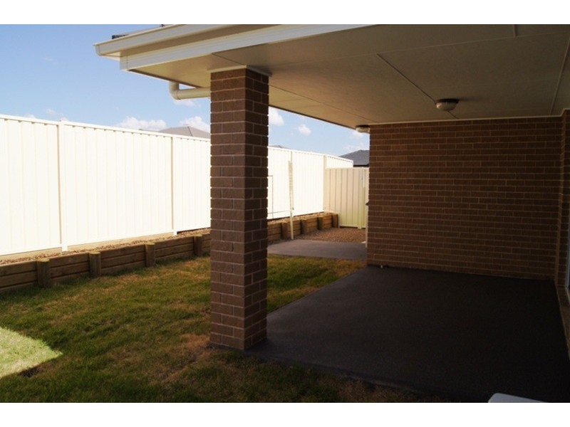 2 Lonhro Place, Muswellbrook NSW 2333