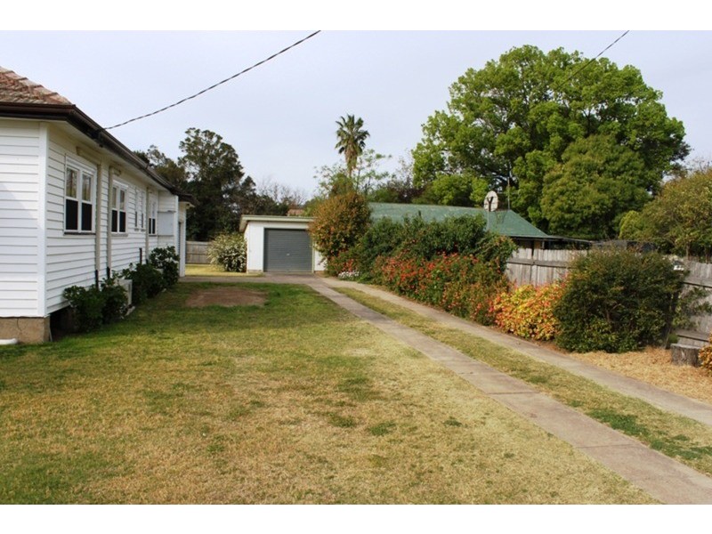 10 Jordan Street, Muswellbrook NSW 2333