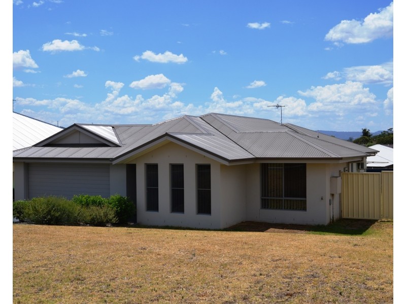 11 Tierney Street, Muswellbrook NSW 2333