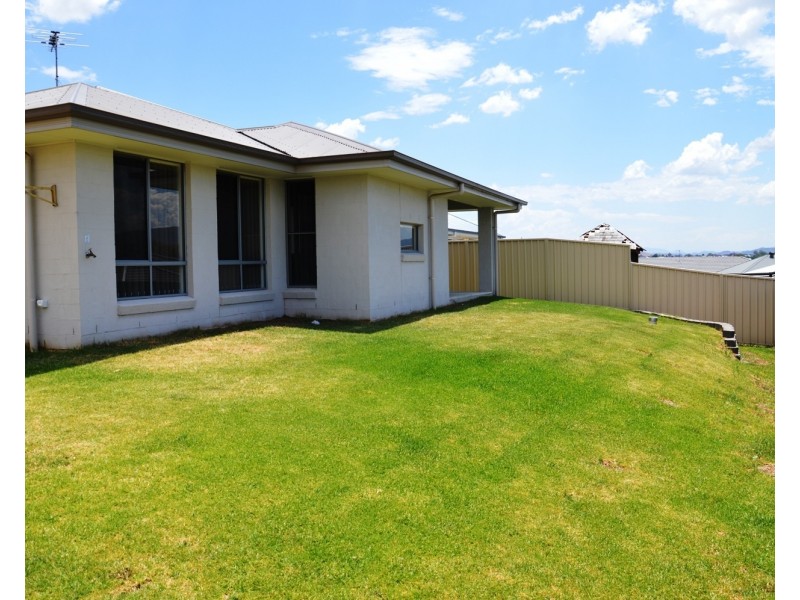 11 Tierney Street, Muswellbrook NSW 2333