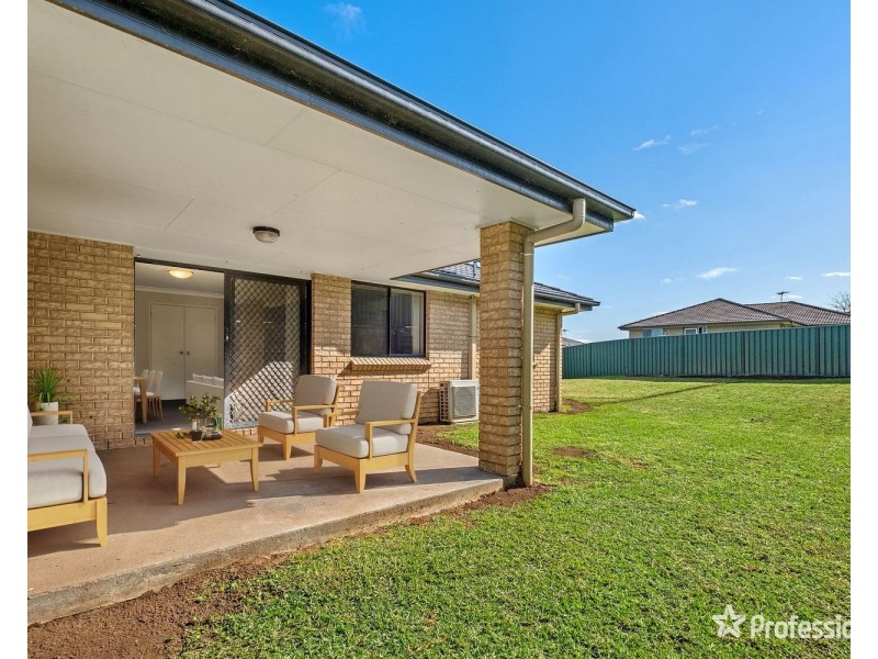 17 Chivers Circuit, Muswellbrook NSW 2333