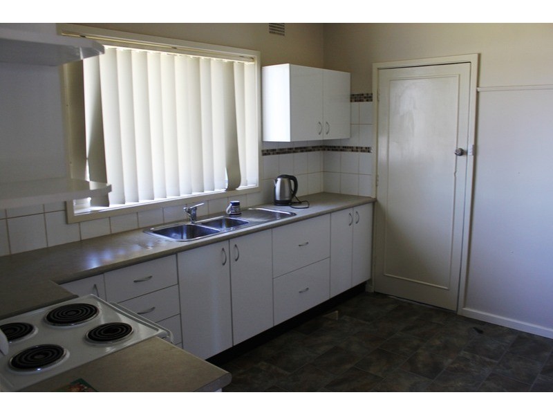 14 Thompson Street, Muswellbrook NSW 2333