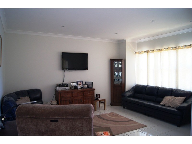 33 Sowerby  Street, Muswellbrook NSW 2333