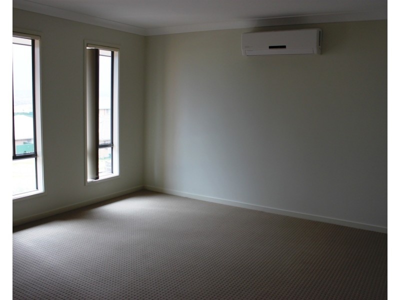 6 Chivers Circuit, Muswellbrook NSW 2333