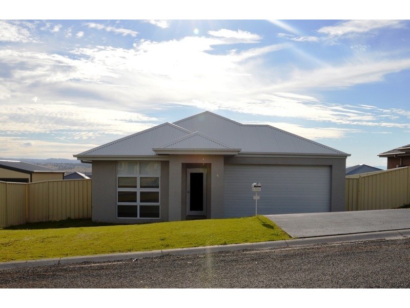 4 Jeune Street, Muswellbrook NSW 2333