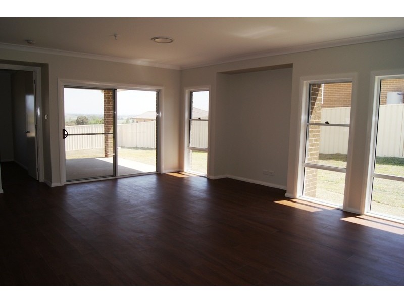 4 Jeune Street, Muswellbrook NSW 2333