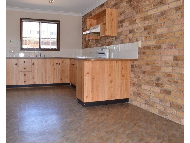 4/1A McClintock Drive, Muswellbrook NSW 2333
