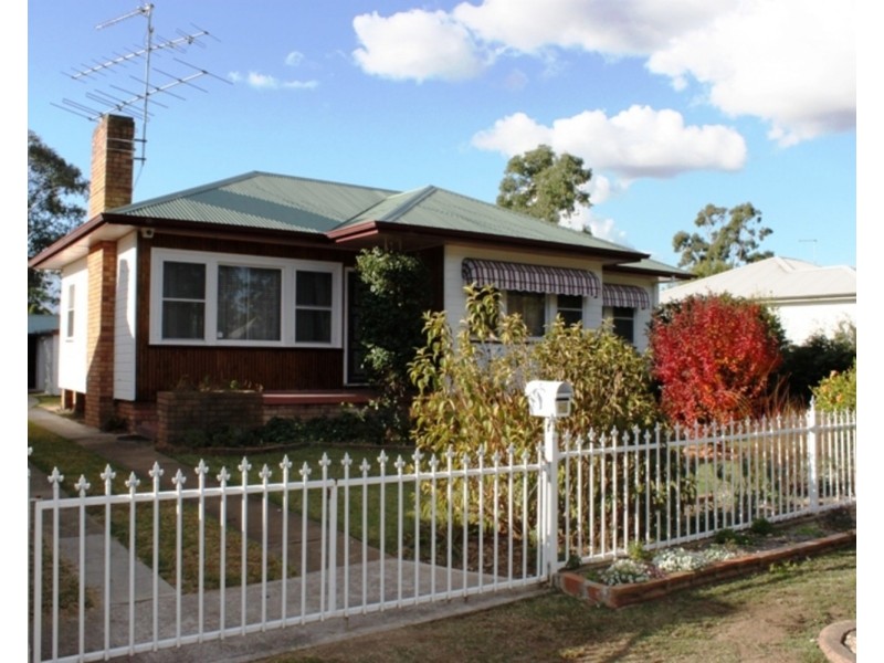 66 Lower Hill Street, Muswellbrook NSW 2333