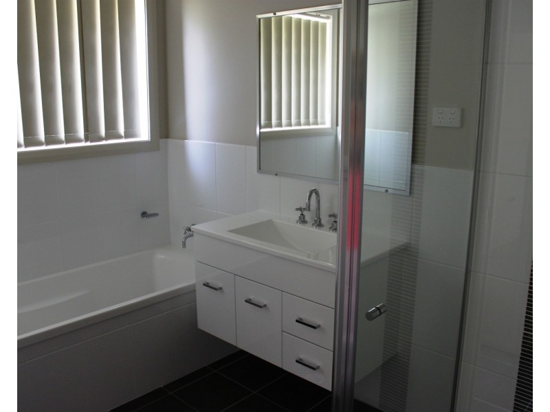 16 Lonhro Place, Muswellbrook NSW 2333